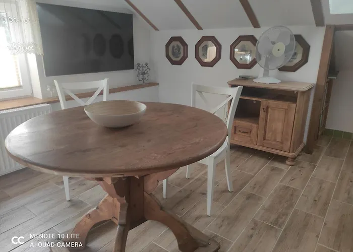 Jesionek شقة Gadow